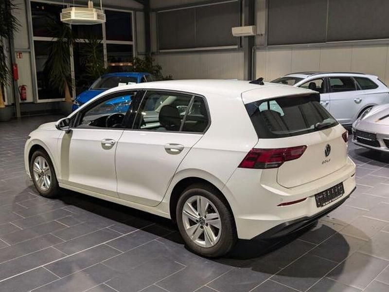 Gebraucht VW Golf VIII Life 116 PS (85 kW) 2022 Andere Limousine