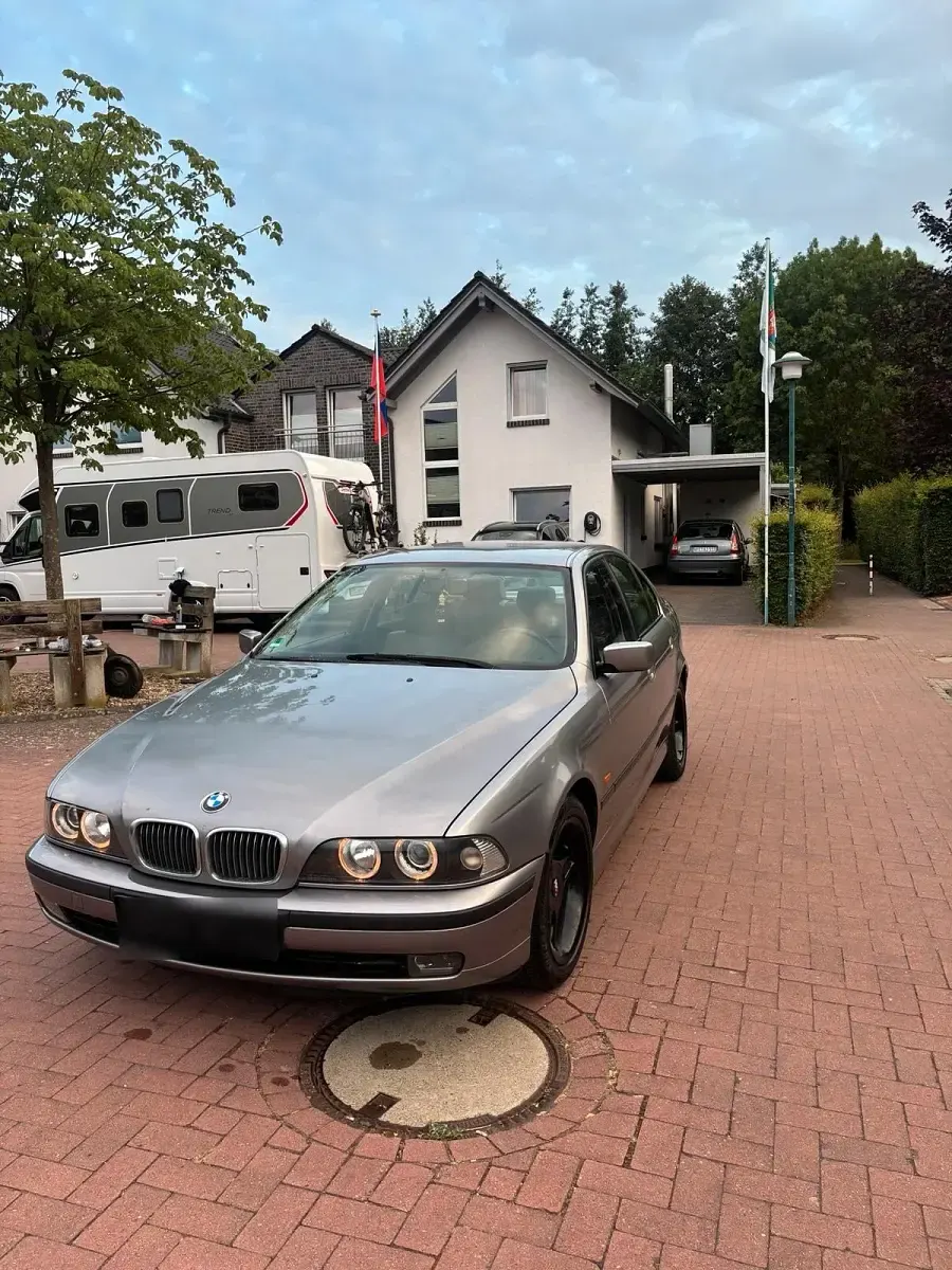 Gebraucht BMW 520 150 PS (110 kW) 1997 Grau Limousine