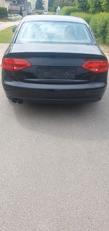 Schwarz Gebraucht 2008 Audi A4 Ambition Limousine | 5.100 € (Guter Preis) - Bild 1/4