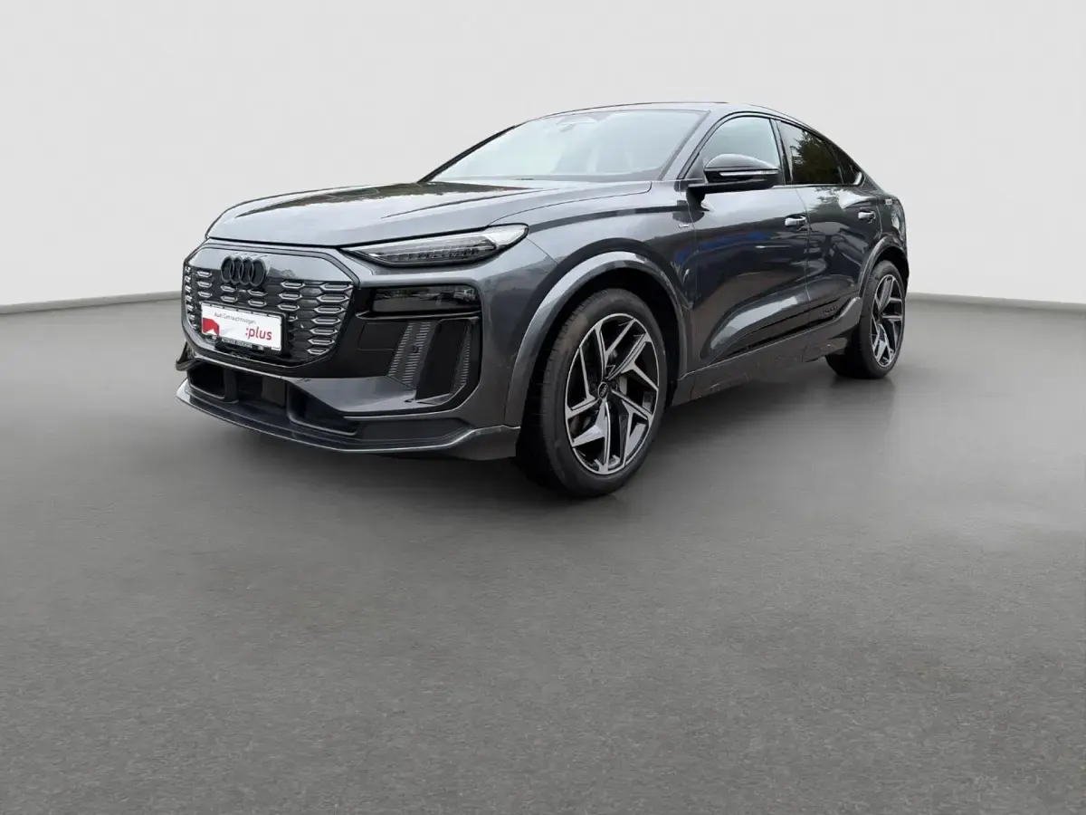 Gebraucht Audi Q6 Sportback e-tron Comfort 284 kW (387 PS) 2025 Grau SUV