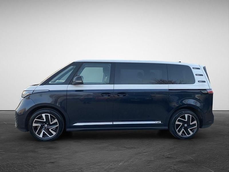 Neu VW ID. Buzz Pro 210 kW (286 PS) 2026 Blau (candyweiß/ starlight blue met) Van / Kleinbus