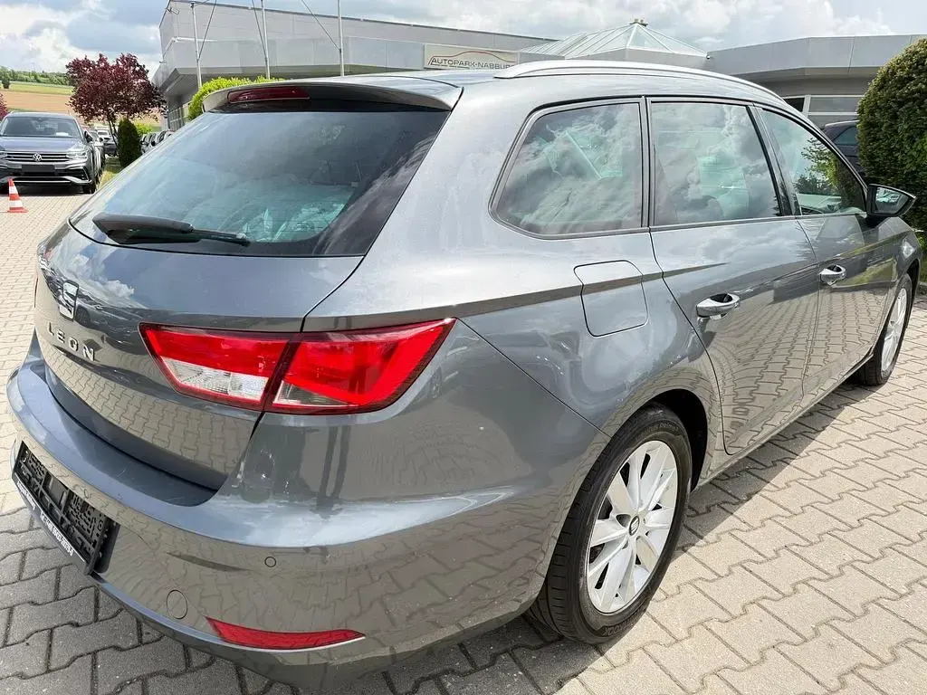 Gebraucht Seat Leon Style 116 PS (85 kW) 2018 Grau Limousine