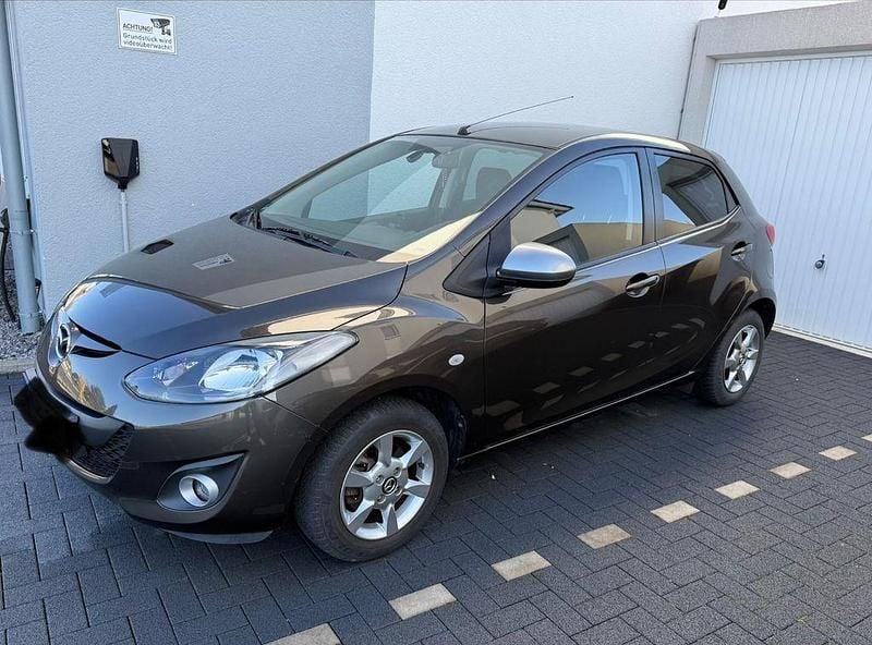 Gebraucht Mazda 2 Sendo 84 PS (61 kW) 2014 Braun Kleinwagen