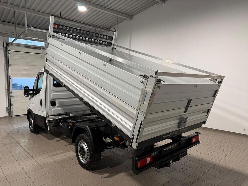 Gebraucht Iveco Daily 160 PS (117 kW) 2022 Weiß Van / Kleinbus