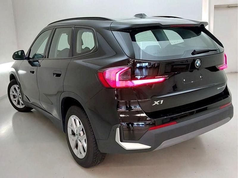 Gebraucht BMW X1 Sport Line 136 PS (100 kW) 2023 Schwarz SUV