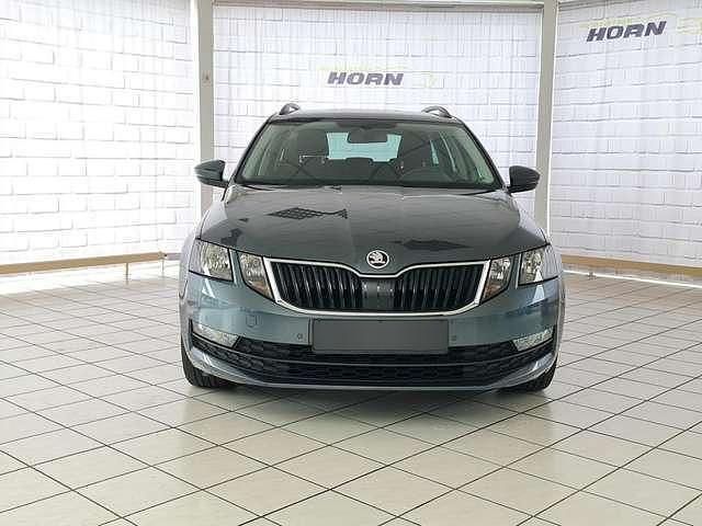 Gebraucht Skoda Octavia Ambition 150 PS (110 kW) 2019 Grau metallic