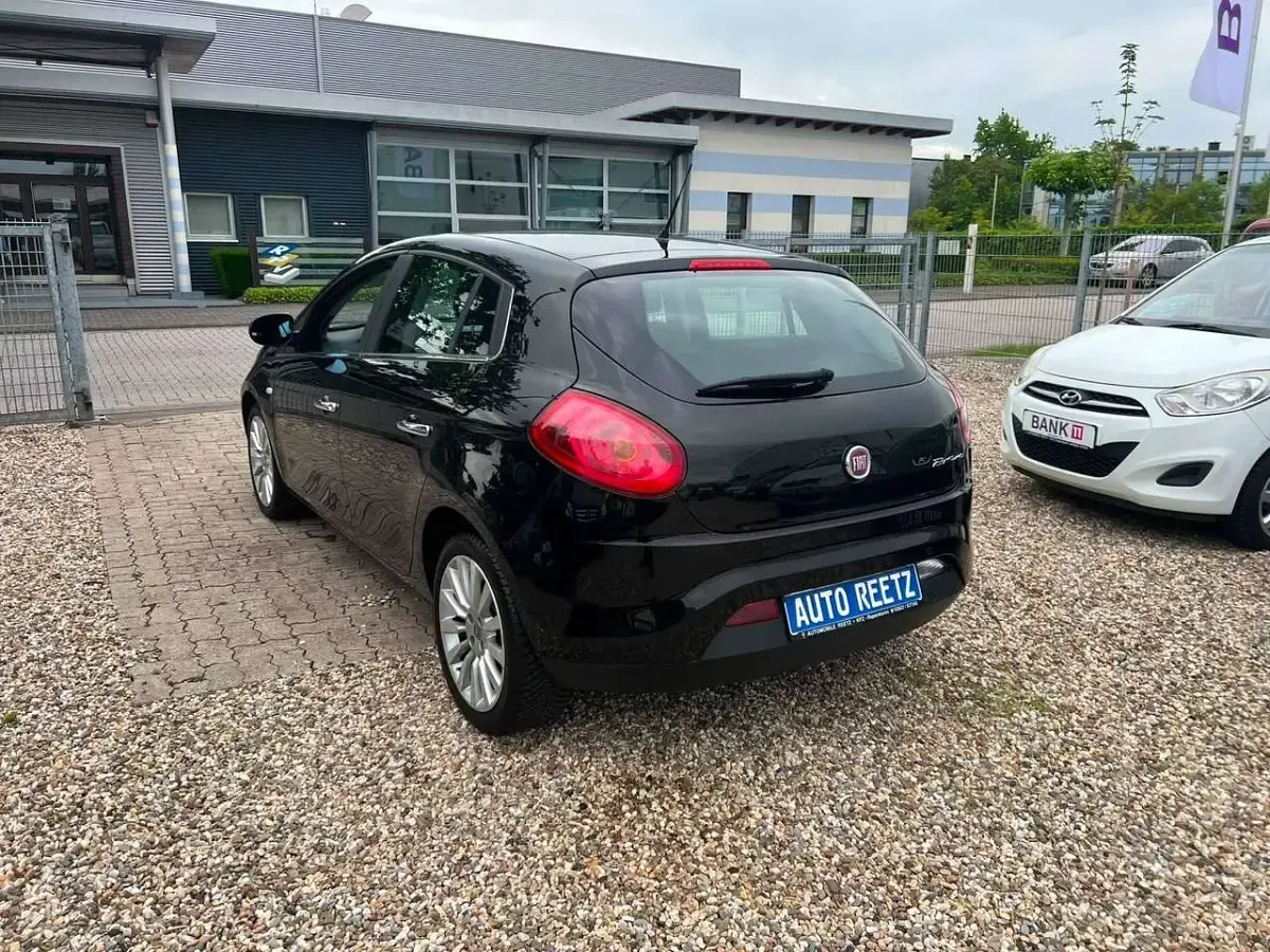 Gebraucht Fiat Bravo Emotion 90 PS (66 kW) 2007 Crossover schwarz Kleinwagen
