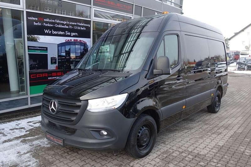 Gebraucht Mercedes Sprinter 170 PS (125 kW) 2021 Baltic black Van