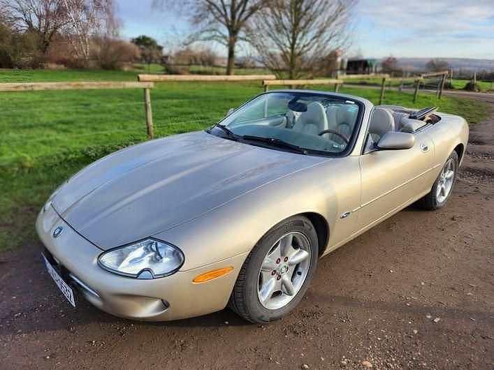 Gebraucht Jaguar XK8 298 PS (219 kW) 2000 Beige Cabrio