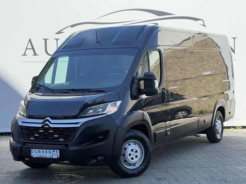 Lackierung grau graphito/metalliclackierung mit s Gebraucht 2021 Citroën Jumper Start Van / Kleinbus | 13.500 € (Superpreis) - Bild 1/4