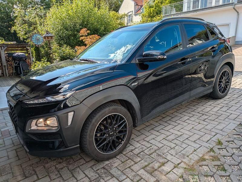 Schwarz Gebraucht 2020 Hyundai Kona Trend SUV | 12.800 € (Superpreis) - Bild 1/4