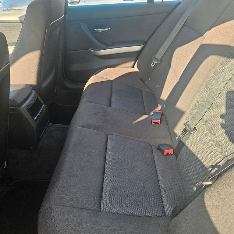 Gebraucht BMW 320 Efficient Dynamics 163 PS (119 kW) 2011 Blau Limousine