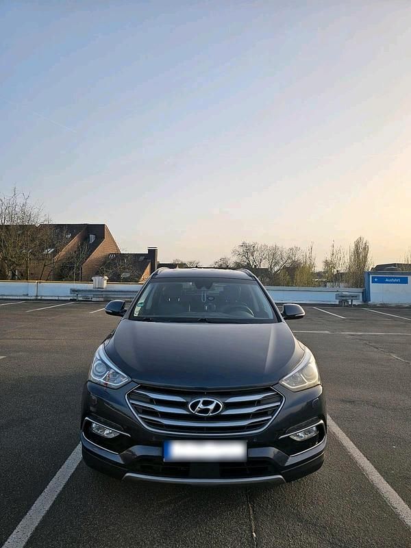 Gebraucht Hyundai Santa Fe Style 200 PS (147 kW) 2016 Blau SUV