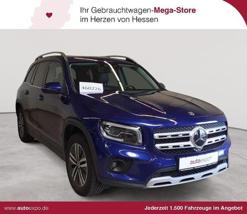 Galaxyblau metalic Gebraucht 2022 Mercedes GLB200 Style SUV | 28.590 € (Superpreis) - Bild 1/4
