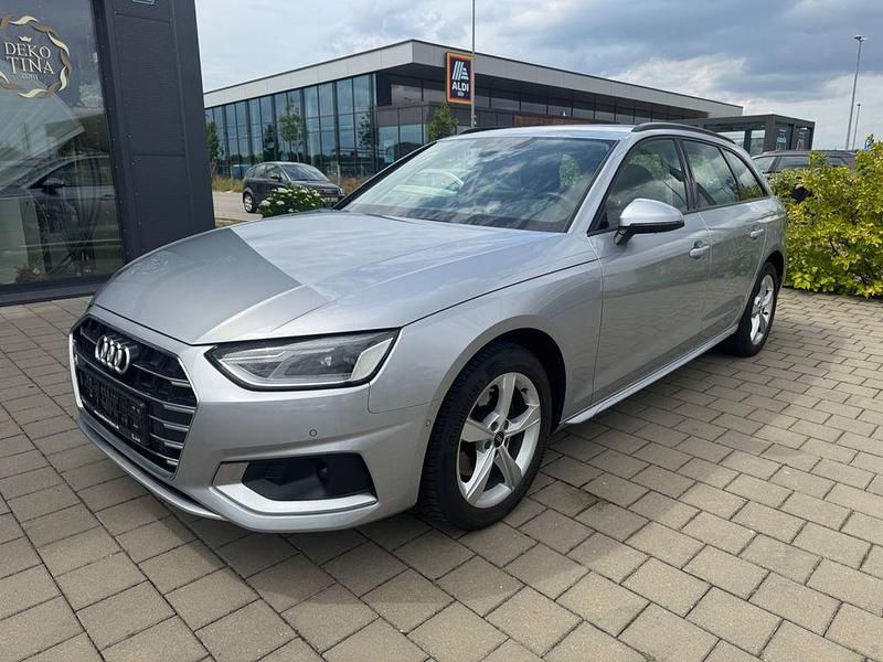 Gebraucht Audi A4 Advanced 163 PS (119 kW) 2022 Silber Kombi