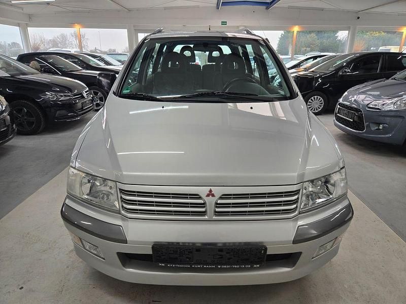 Gebraucht Mitsubishi Space Wagon 133 PS (97 kW) 2003 Grau Van / Kleinbus