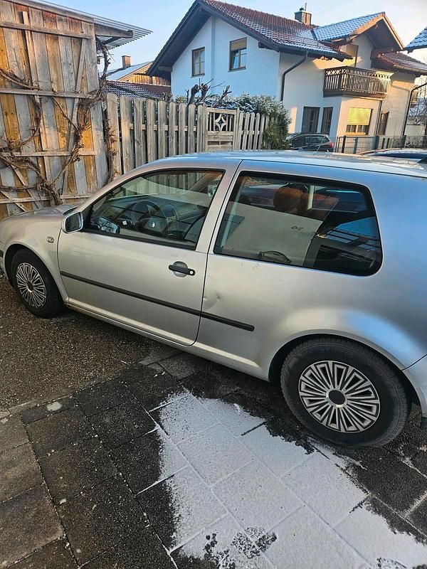 Gebraucht VW Golf IV 75 PS (55 kW) 2003 Silber Limousine