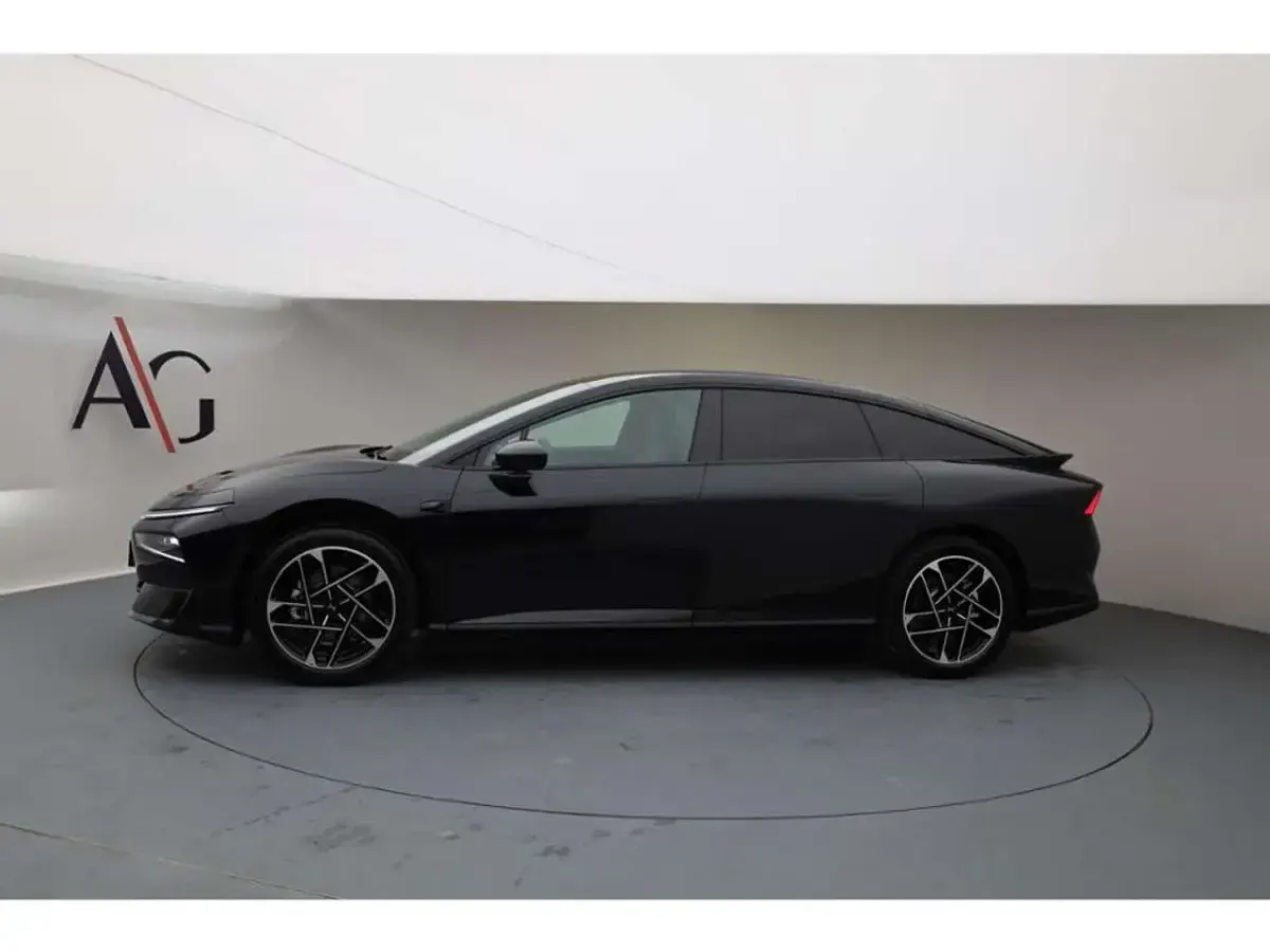 Gebraucht XPENG P7 RWD Long Range 230 kW (313 PS) 2026 Schwarz midnight black Limousine