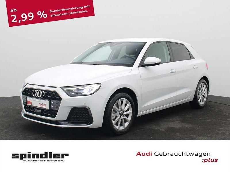 Gletscherweiß metallic Gebraucht 2024 Audi A1 Sportback Advanced Plus Kleinwagen | 25.980 € (Fairer Preis) - Bild 1/4