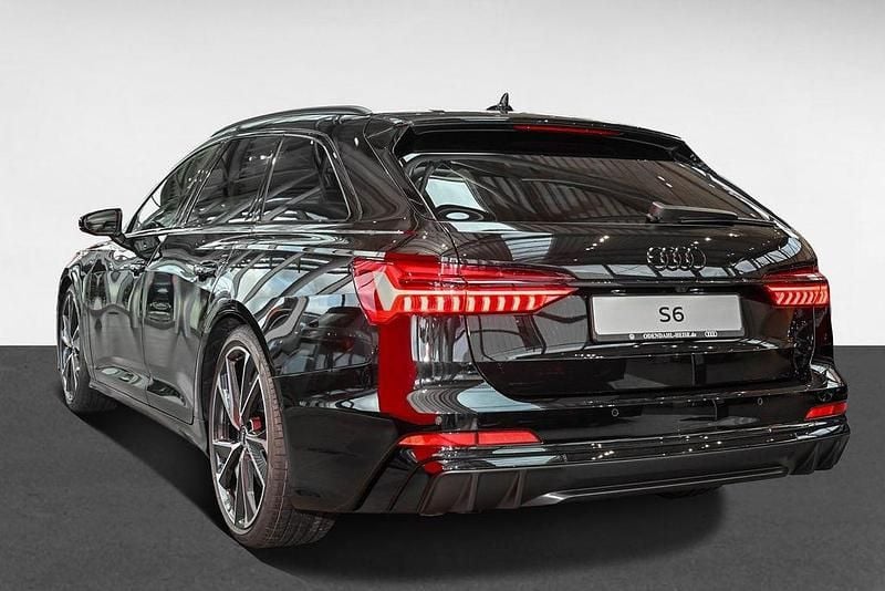 Gebraucht Audi S6 Ambiente 344 PS (253 kW) 2025 Polsterfarbe: schwarz Kombi