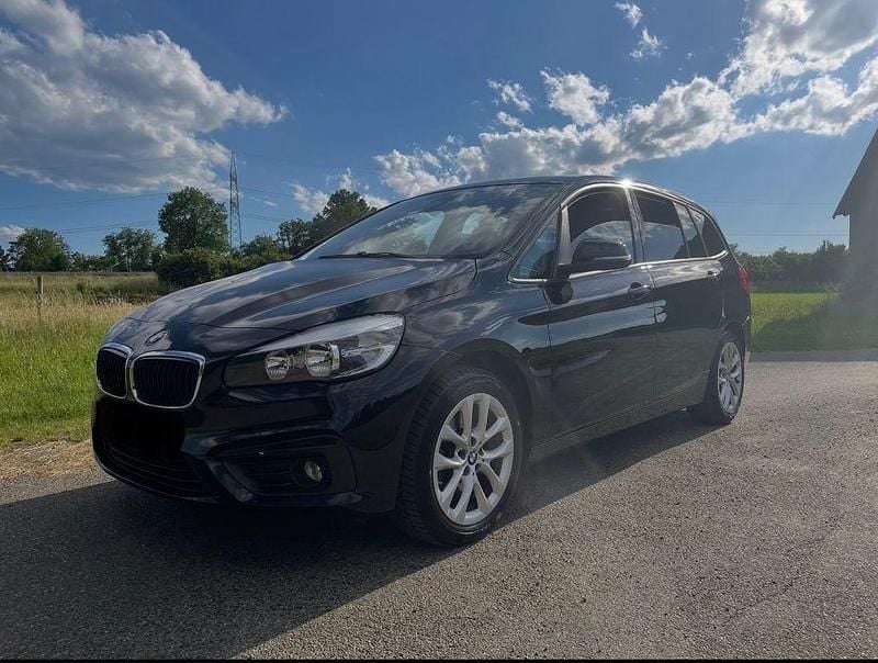 Gebraucht BMW 220 Gran Tourer 190 PS (139 kW) 2016 Schwarz Van / Kleinbus