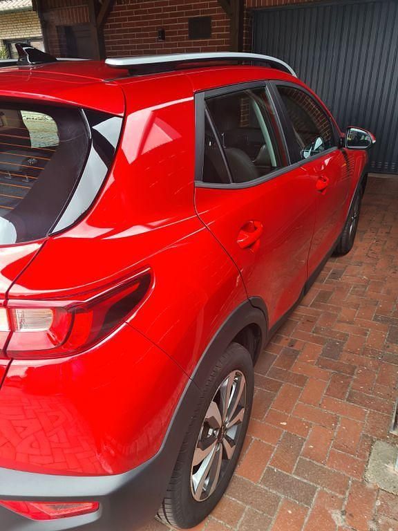 Gebraucht Kia Stonic Vision 84 PS (61 kW) 2022 Rot SUV