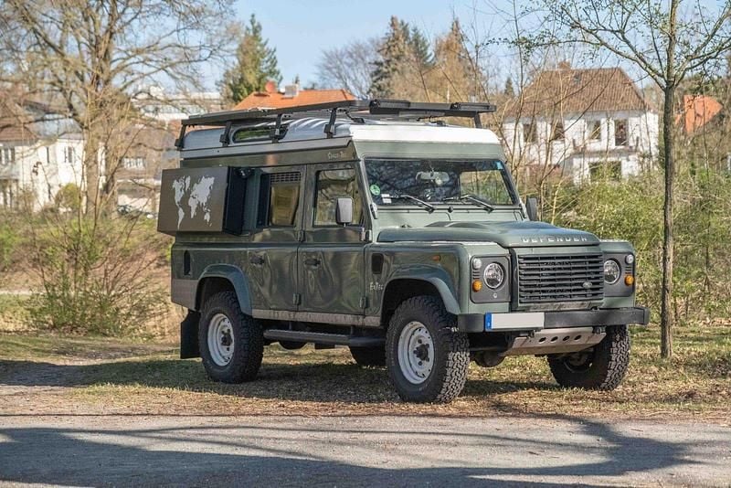 Gebraucht Land Rover Defender 120 PS (88 kW) 2014 Grün SUV
