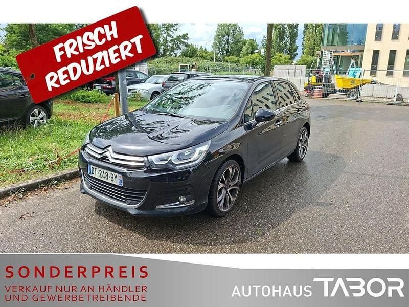 Lackierung schwarz perla nera/ Gebraucht 2015 Citroën C4 Shine Limousine | 5.385 € (Superpreis) - Bild 1/4