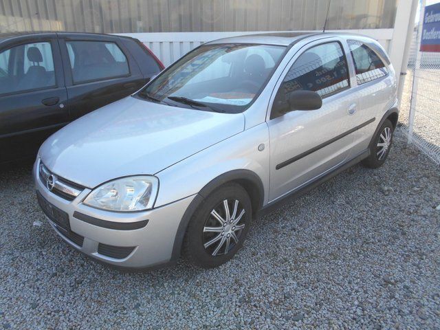 Gebraucht Opel Corsa Basis 60 PS (44 kW) 2003 Silber metallic Limousine