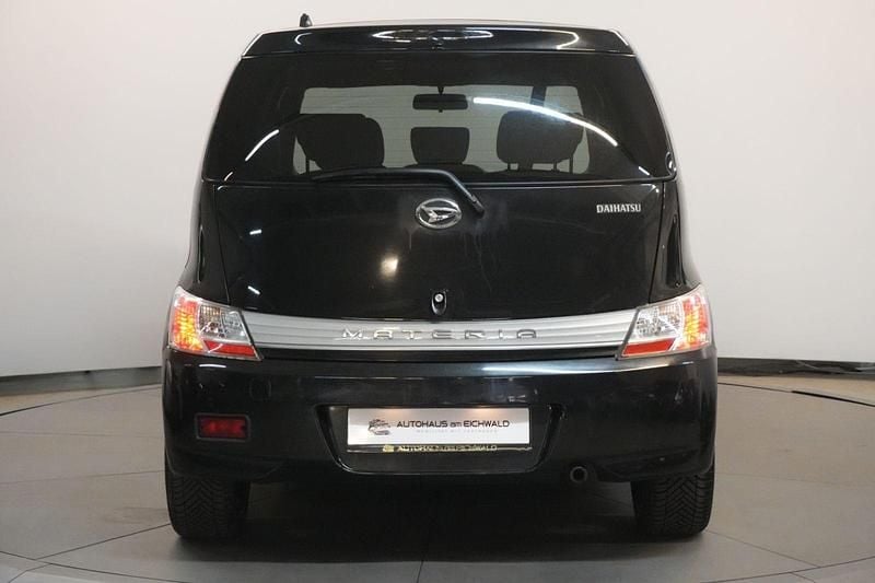 Gebraucht Daihatsu Materia 103 PS (75 kW) 2007 Schwarz Van / Kleinbus