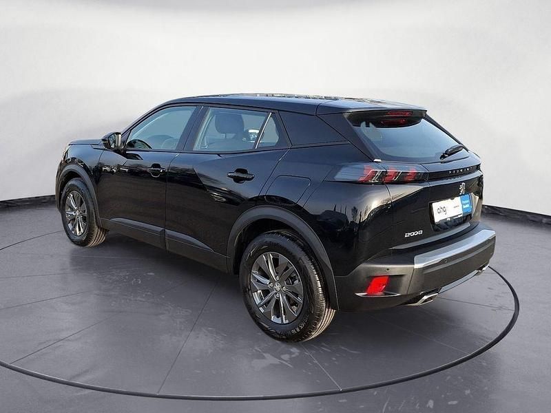 Gebraucht Peugeot 2008 Active 131 PS (96 kW) 2022 Schwarz SUV