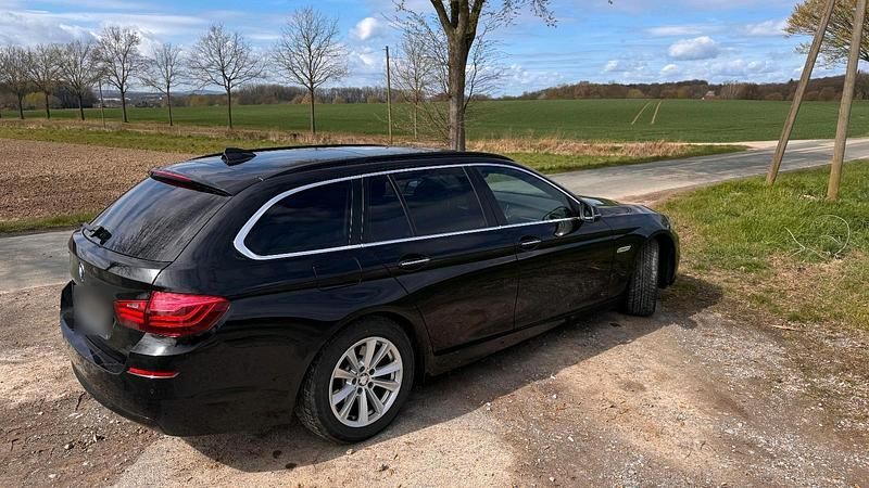 Gebraucht BMW 520 184 PS (135 kW) 2014 Schwarz Kombi