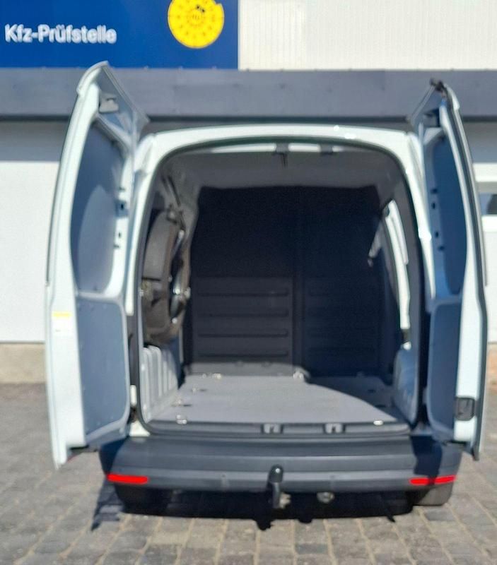 Gebraucht VW Caddy Maxi 102 PS (75 kW) 2018 Weiß Van / Kleinbus