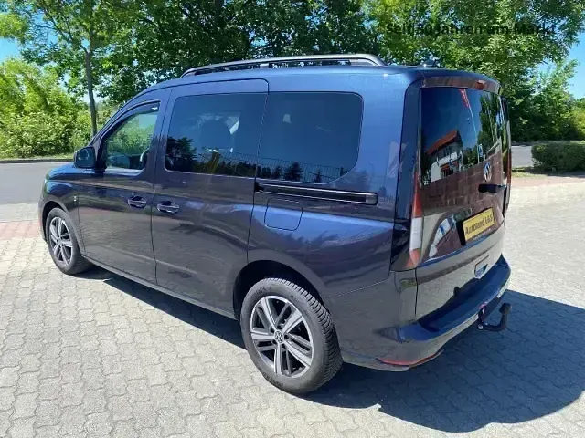 Gebraucht VW Caddy Life 122 PS (89 kW) 2024 Blau Van / Kleinbus