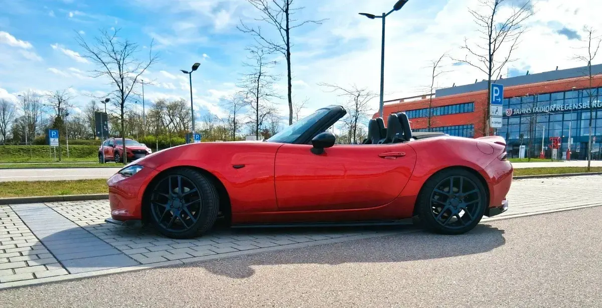 Gebraucht Mazda MX5 Sports-Line 160 PS (117 kW) 2017 Rot Cabrio