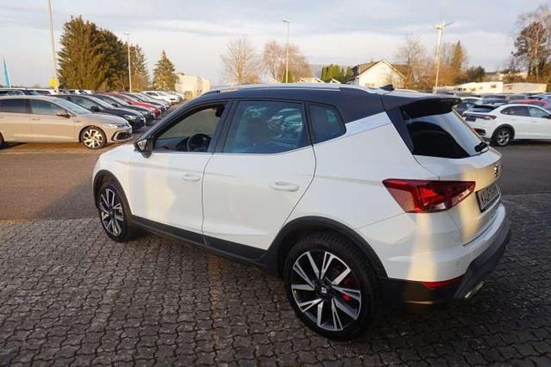 Second-hand Seat Arona Design 150 CP (110 kW) 2024 Alb SUV