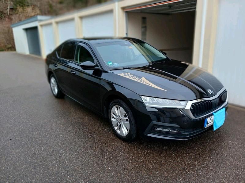 Gebraucht Skoda Octavia 116 PS (85 kW) 2020 Schwarz Limousine