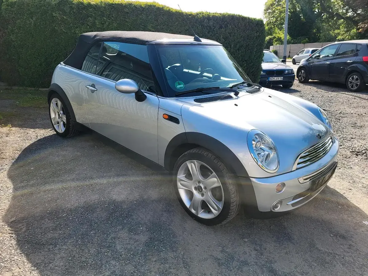 Gebraucht Mini Cooper Cabriolet 116 PS (85 kW) 2004 Silber Cabrio