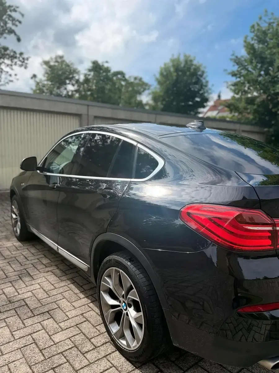 Gebraucht BMW X4 190 PS (139 kW) 2016 Schwarz SUV