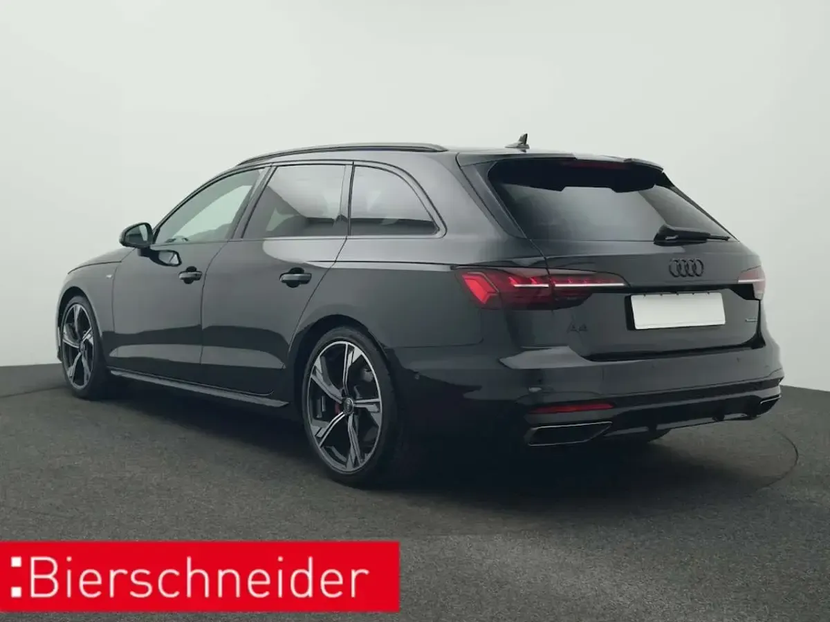 Gebraucht Audi A4 Black Edition 204 PS (150 kW) 2024 Schwarz Kombi