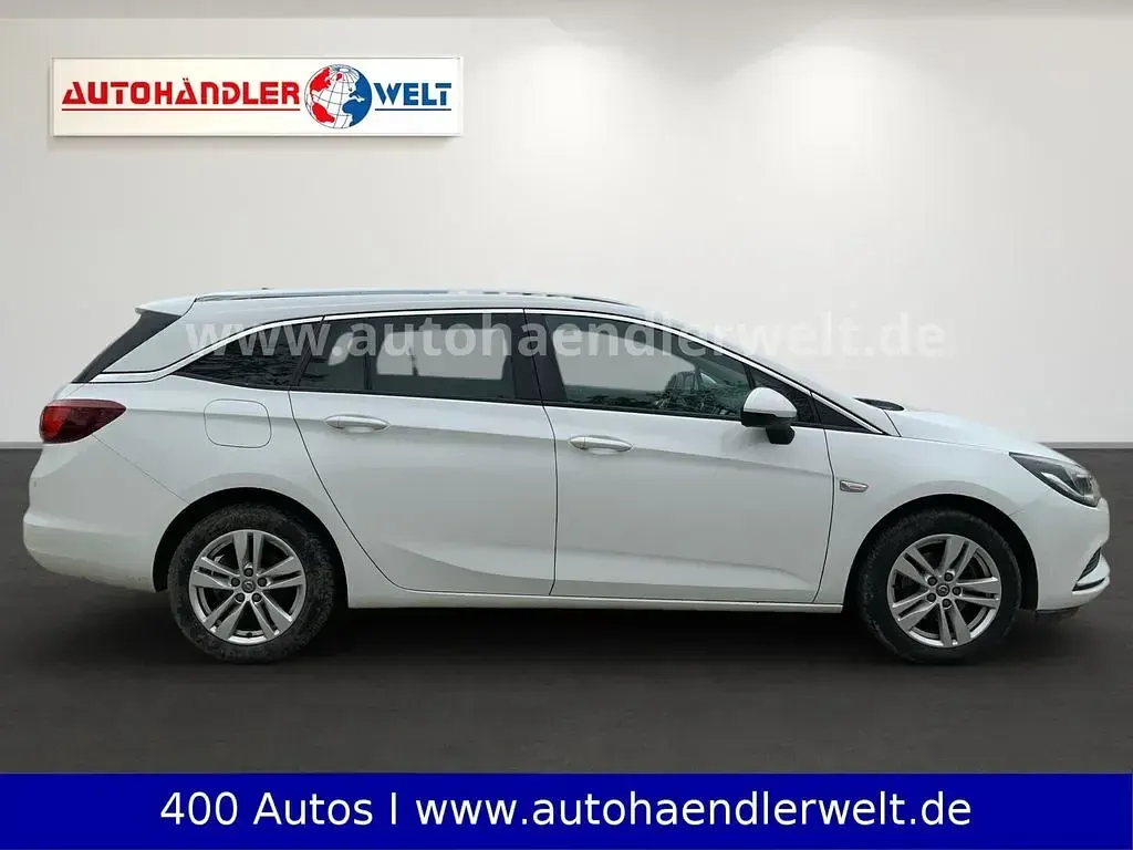 Usata Opel Astra Active 105 CV (77 kW) 2016 Bianco Station wagon