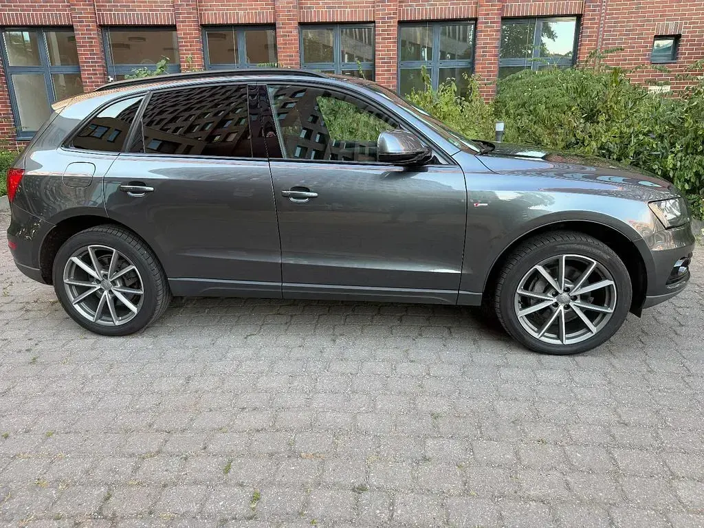 Gebraucht Audi Q5 Sport 258 PS (189 kW) 2016 Grau SUV