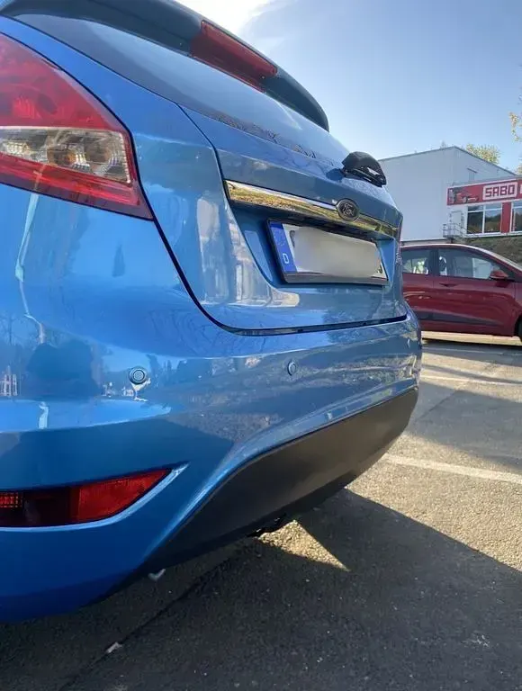 Gebraucht Ford Fiesta Titanium 97 PS (71 kW) 2010 Blau Limousine