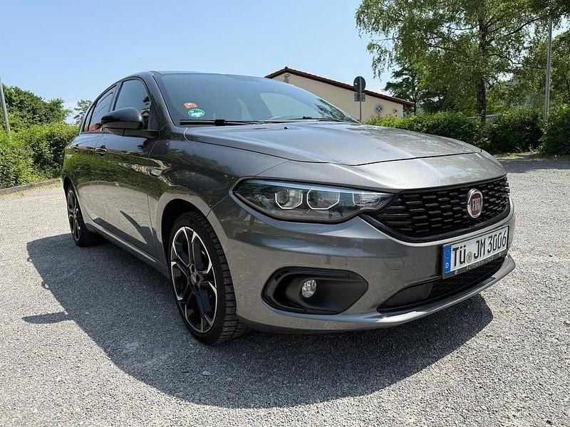 Gebraucht Fiat Tipo S 95 PS (69 kW) 2020 Grau Limousine