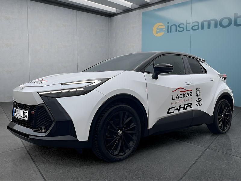 Weiß Gebraucht 2024 Toyota C-HR+ SUV | 40.949 € - Bild 1/4