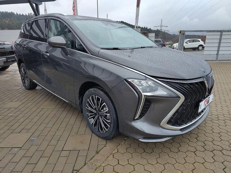 Neu DFSK Forthing 4 154 PS (113 kW) 2025 Grau Limousine