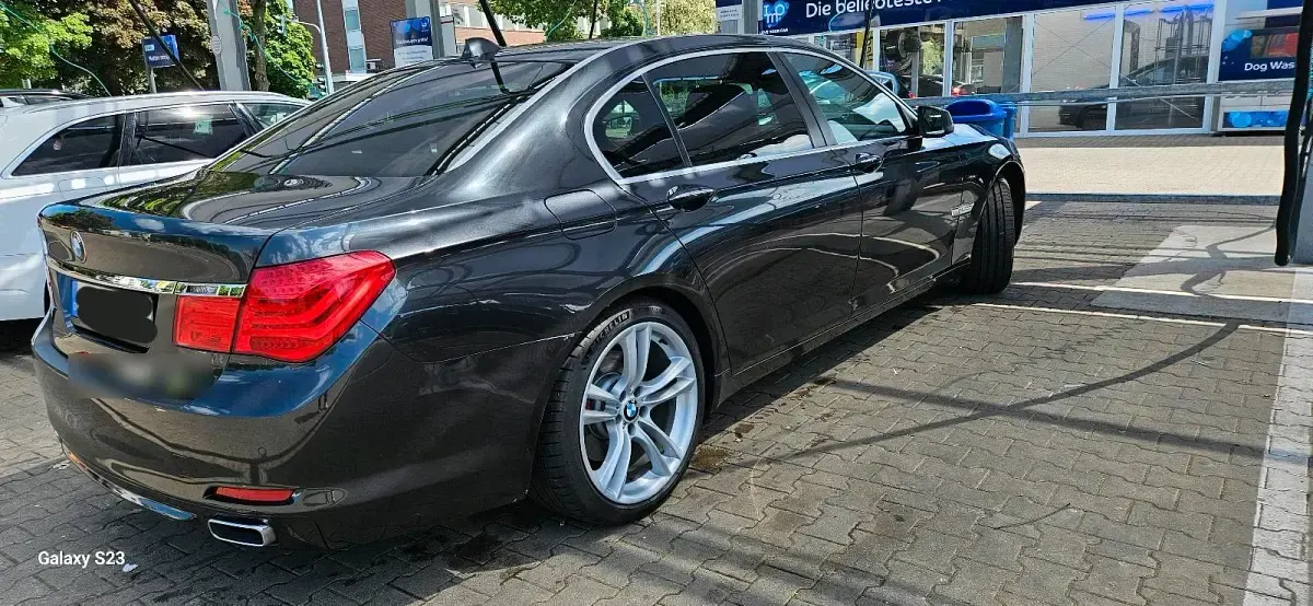 Gebraucht BMW 730L Sport Line 245 PS (180 kW) 2010 Grau Limousine