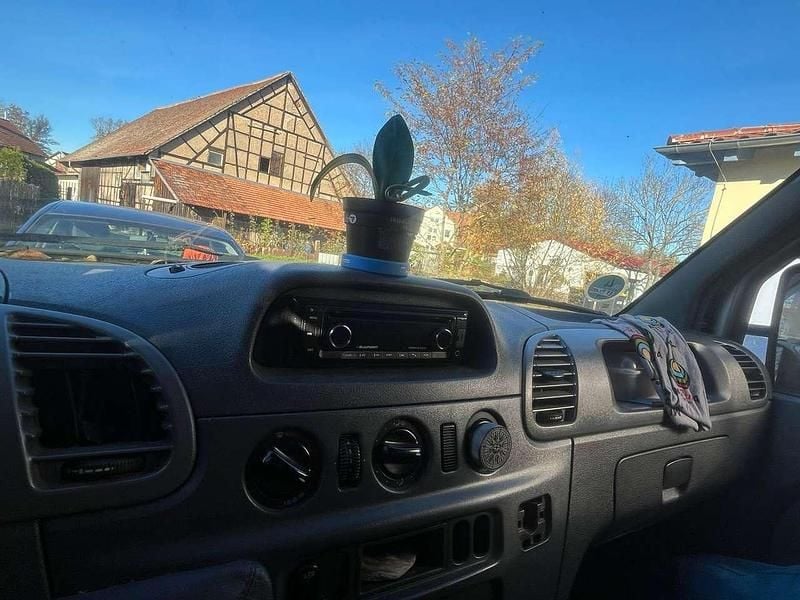 Second-hand Mercedes Sprinter 109 CP (80 kW) 2004 Van