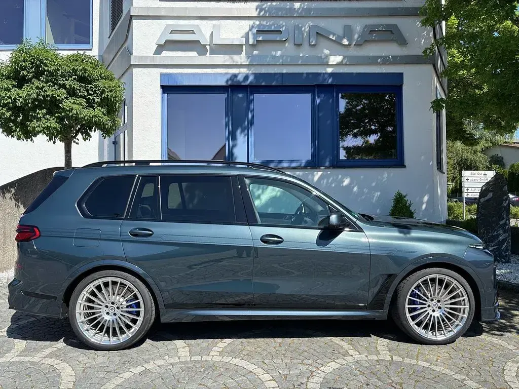 Neu Alpina XB7 621 PS (456 kW) 2025 Blau SUV