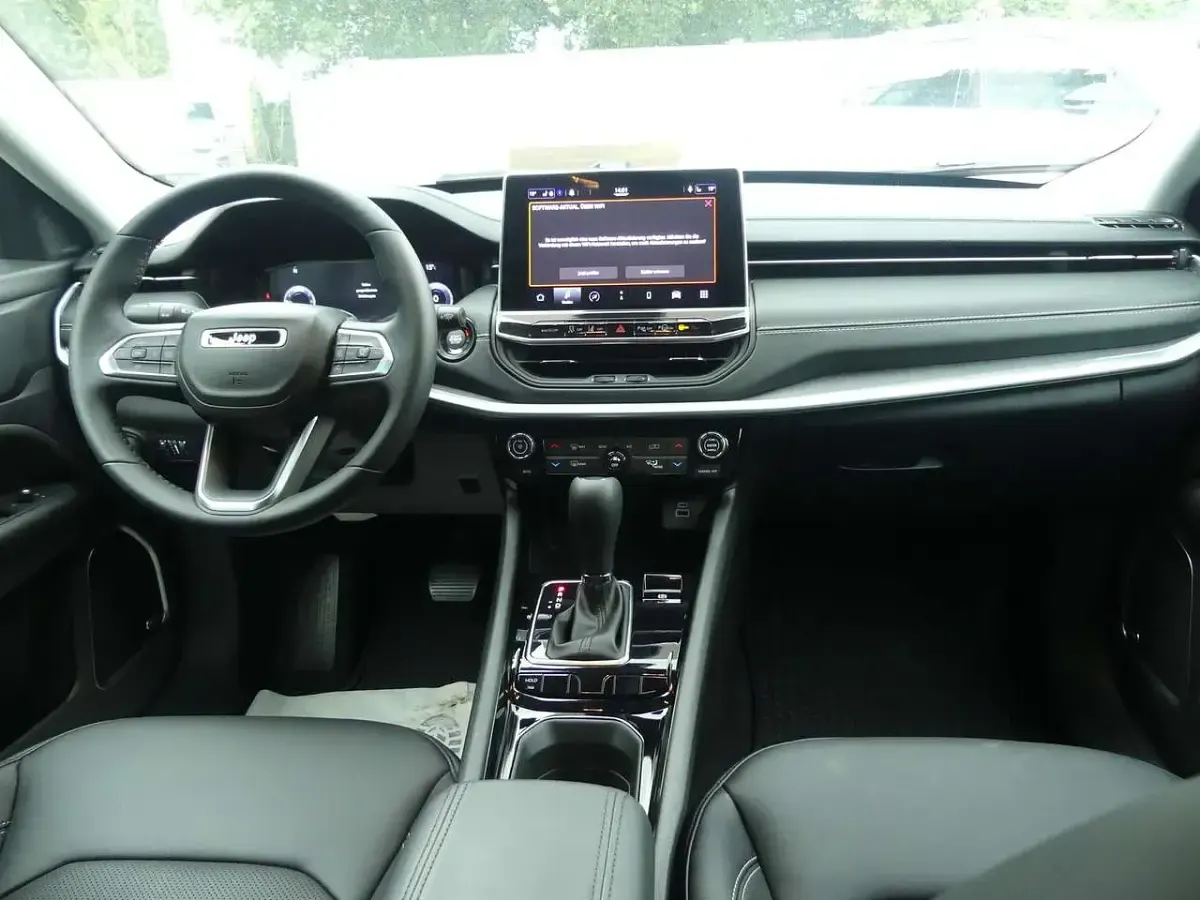 Gebraucht Jeep Compass 131 PS (96 kW) 2023 Alpine white SUV
